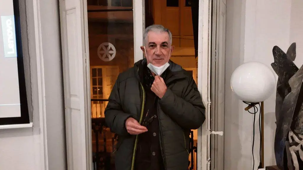O profesor tam&eacute;n publicou obras como 'Astronom&iacute;a pr&aacute;ctica e outras cousas' ou 'Todo vai'. (Foto: Ram&oacute;n Vilalta)