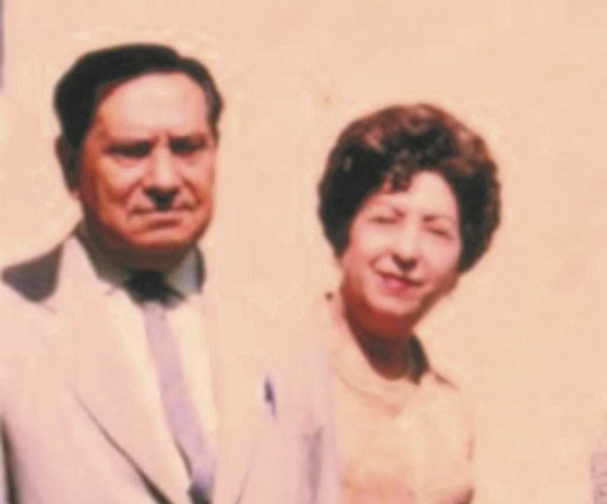 Xosé Ramón Fernández Oxea e Isabel Algarra.