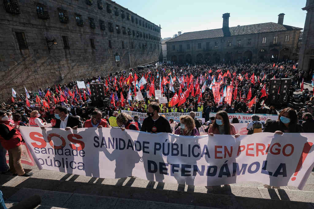 Mobilización en Compostela en defensa da sanidade pública, o pasado novembro (Foto: César Arxina / Nós Diario)