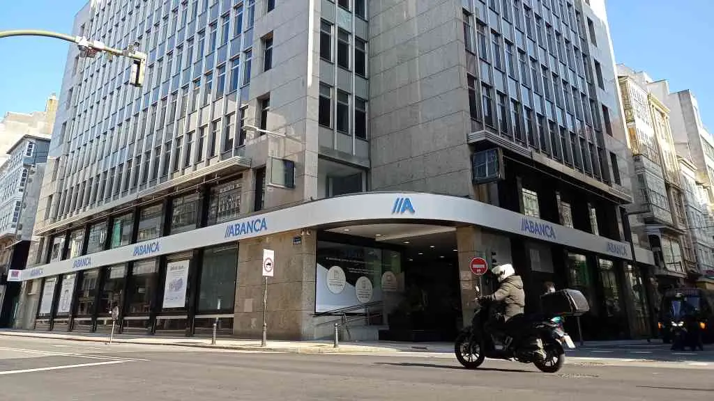 Sede principal de Abanca na Coru&ntilde;a (Foto: Xo&aacute;n Roberes).