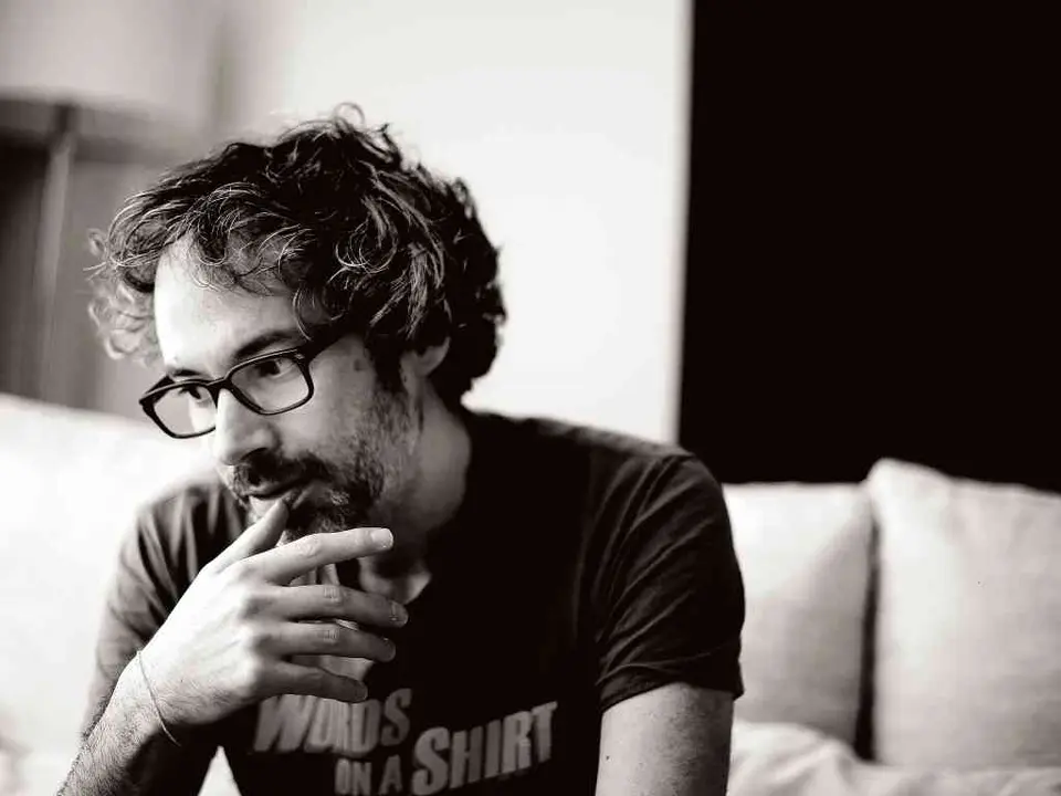 James Rhodes confesa que lle gustar&iacute;a mercar "un pequeno piso na Galiza, a car&oacute;n do mar".