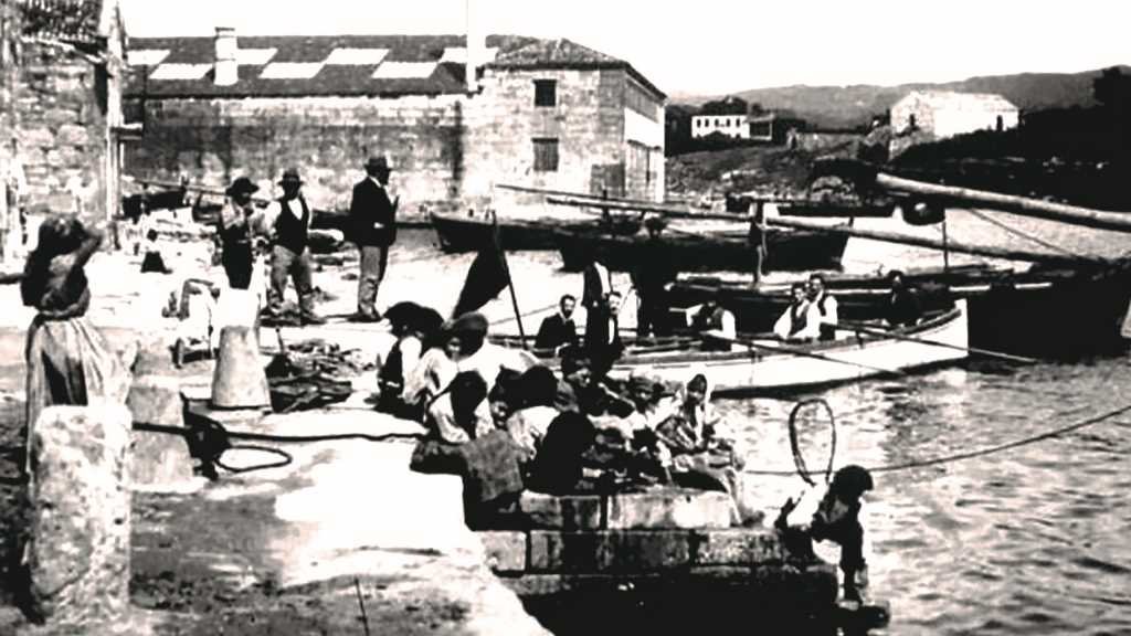 Mariñeiros na Moureira de Pontevedra (Foto: Arquivo de Celso Milleiro).