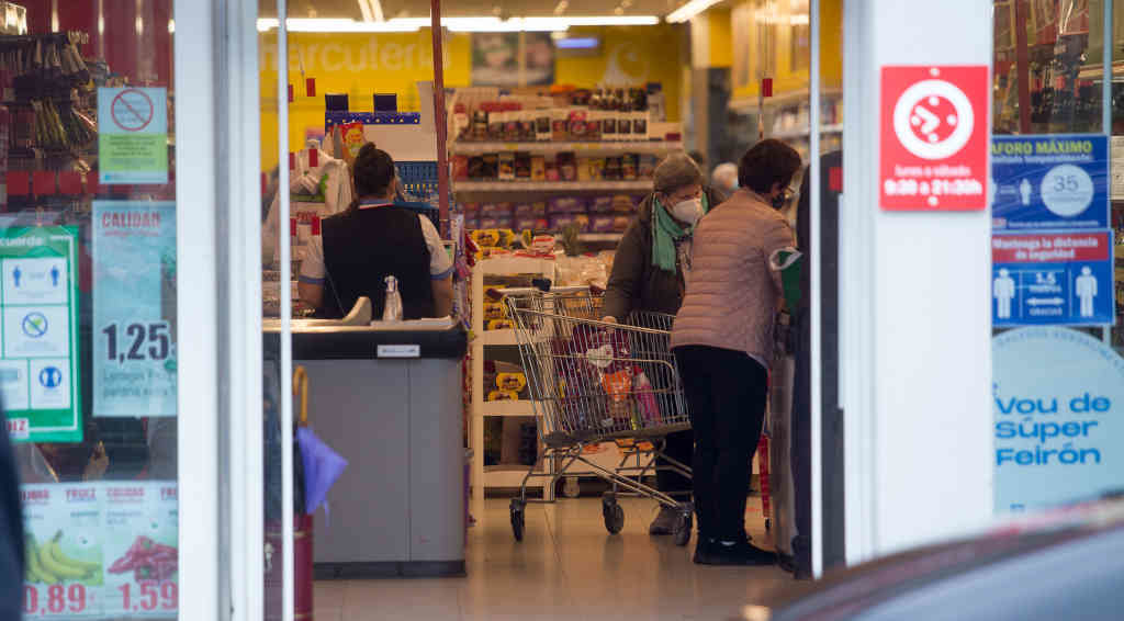 Supermercado na Terra Chá. (Foto: Carlos Castro / Europa Press)