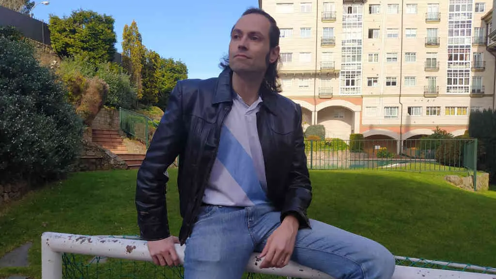 O xornalista H&eacute;ctor Pena na Coru&ntilde;a (Foto: N&oacute;s Diario).