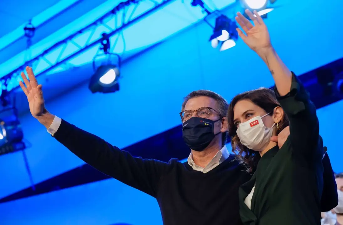 Feixoo e Ayuso durante o acto do PP desta terza feira en Madrid. (Foto: N&oacute;s Diario)