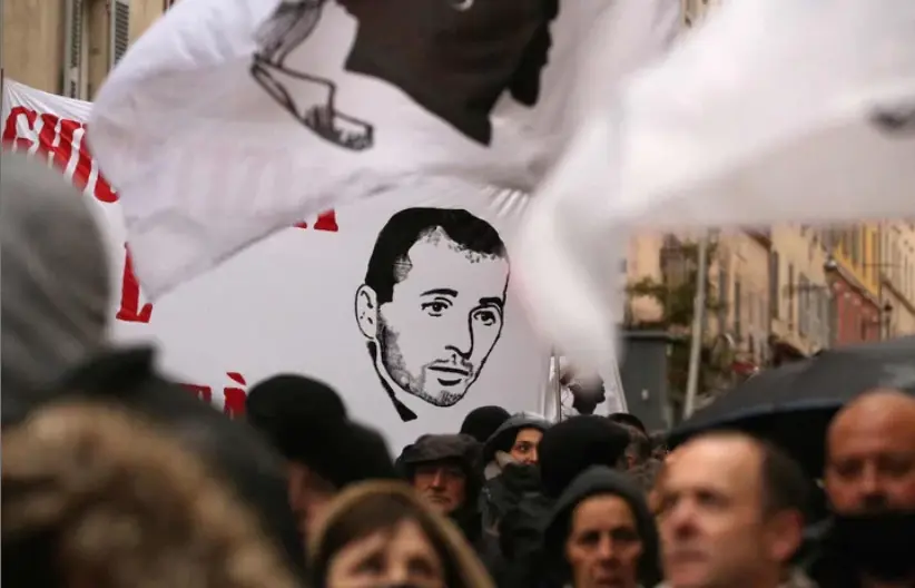 Manifestaci&oacute;n en C&oacute;rsega a prol da liberaci&oacute;n de Yvan Colonna. (Foto: AFP)