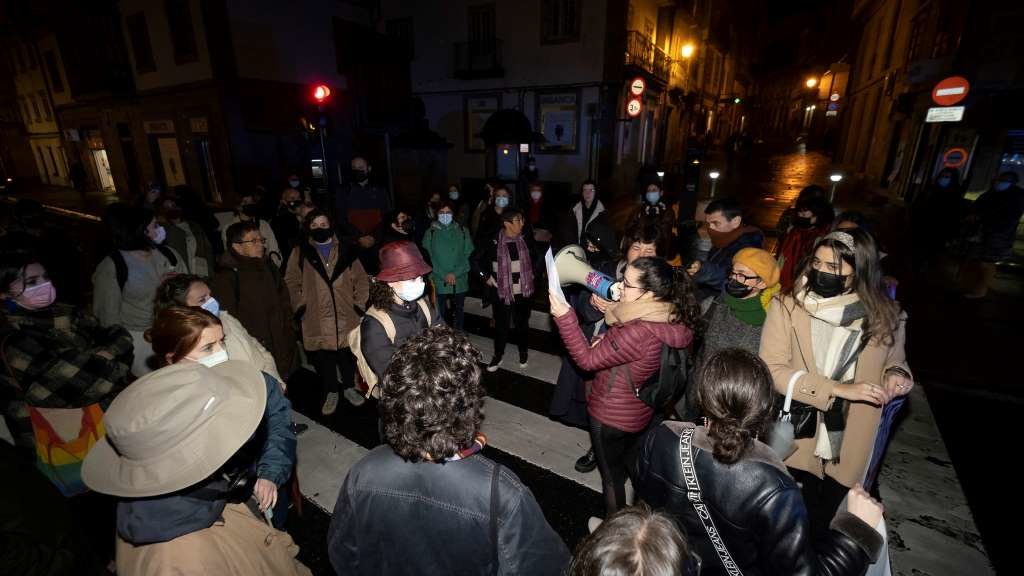 Concentración en repulsa ao presunto asasinato de Jéssica Méndez, esta terza feira, en Compostela (Foto: Arxina).