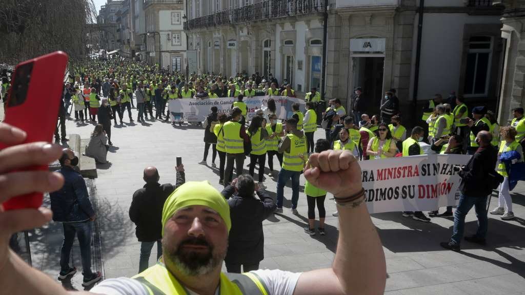 Centos de persoas marcharon polas rúas de Lugo esta quinta feira (Foto: Carlos Castro / Europa Press).