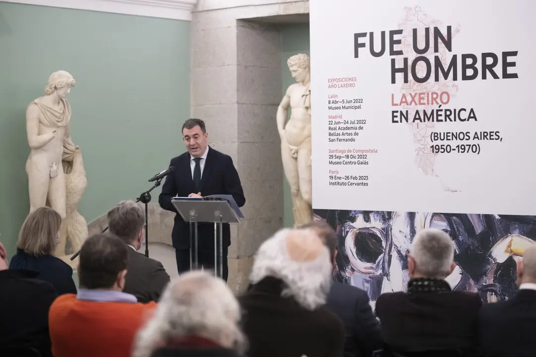 O conselleiro de Cultura, Rom&aacute;n Rodr&iacute;guez, na presentaci&oacute;n da exposici&oacute;n en Madrid. (Foto: Europa Press)