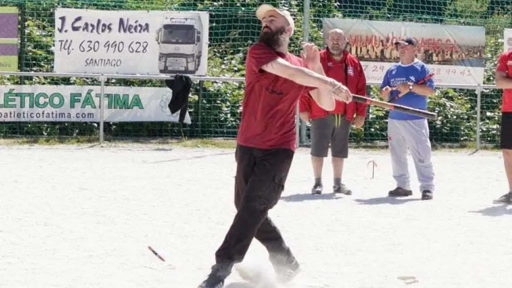 Che leva desde a infancia practicando a billarda. (Foto: N&oacute;s Diario).
