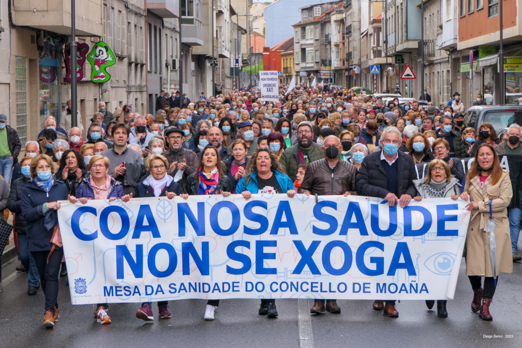 Manifestación está mañá en Moaña en defensa da sanidade. (Foto: Dani Seixo)
