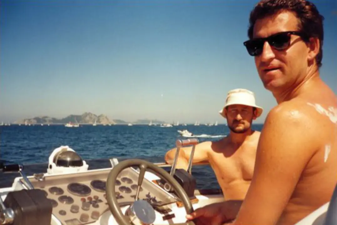 feijoo-en-el-barco-con-marcial-dorado