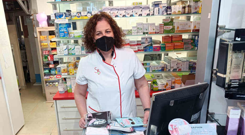O colectivo farmacéutico advirte da efectividade das máscaras para evitar a expansión do virus. (Foto: Europa Press)