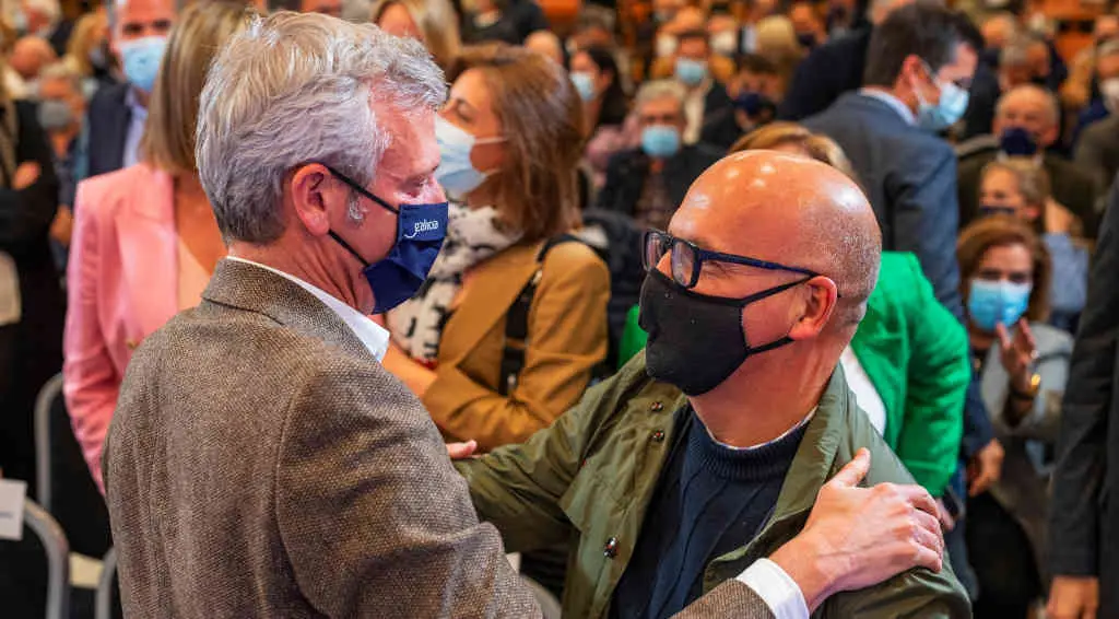 Alfonso Rueda e Jos&eacute; Manuel Baltar nunha reuni&oacute;n da Xunta Directiva do PPdeG en Compostela. (Foto: N&oacute;s Diario)