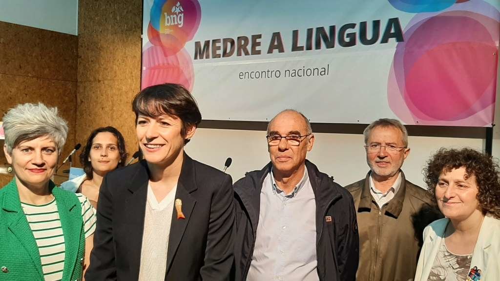 A xornada 'Medre a lingua' congregou decenas de persoas na Coruña este sábado. (Foto: Nós Diario)