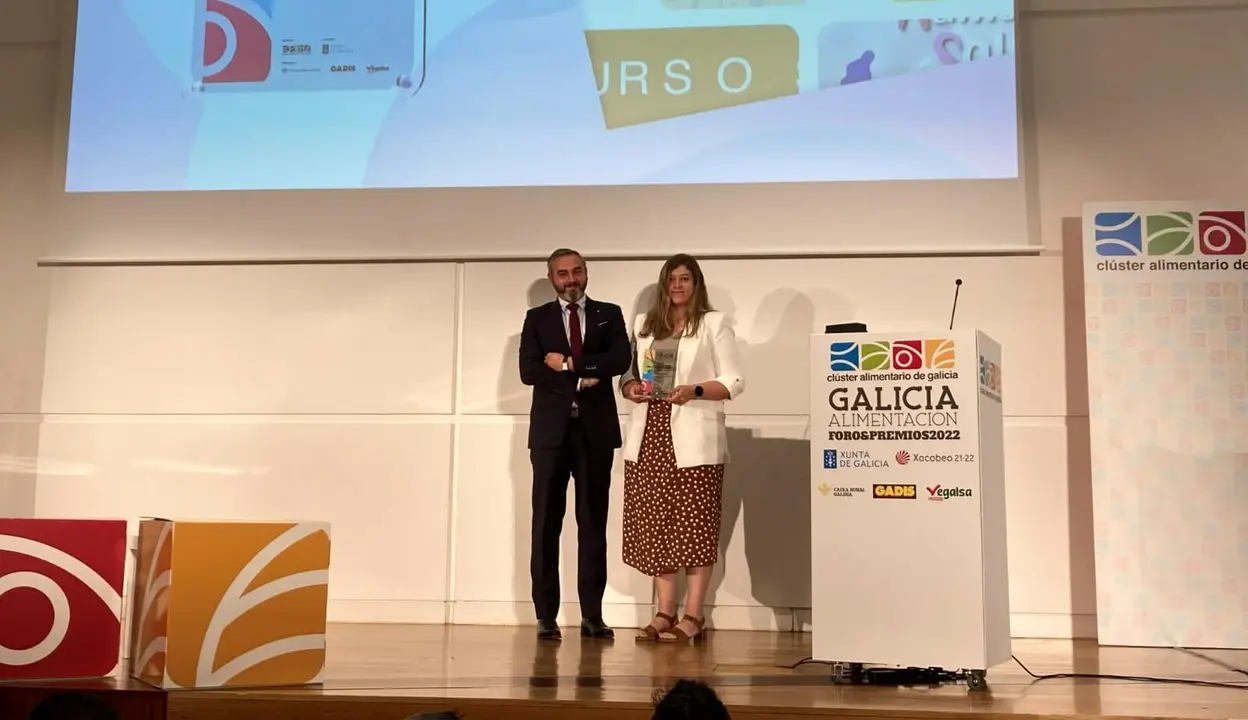 Acto de entrega do premio. (Foto: N&oacute;s Diario)
