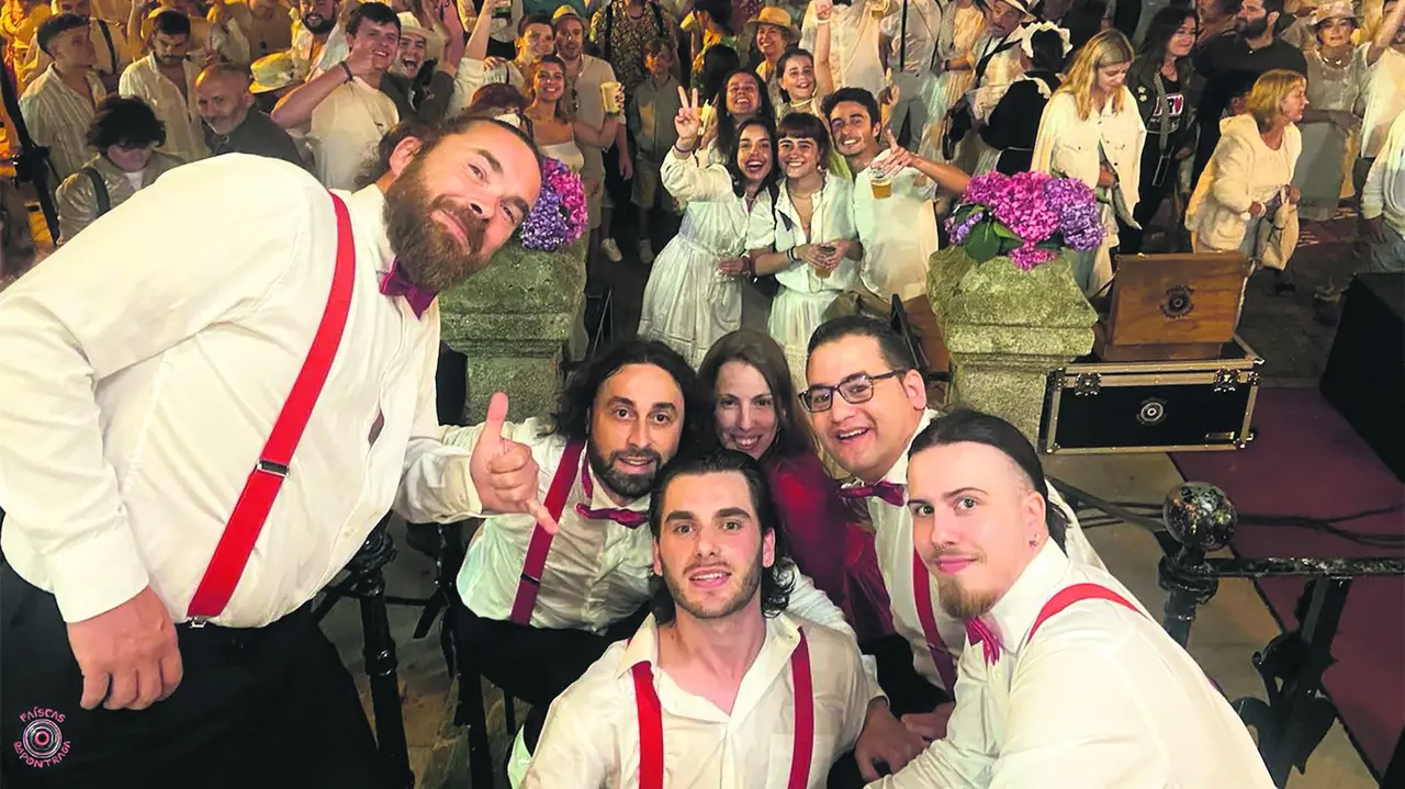 Fa&iacute;scas da Pontegra abre a noite no festival desde as 21 horas.