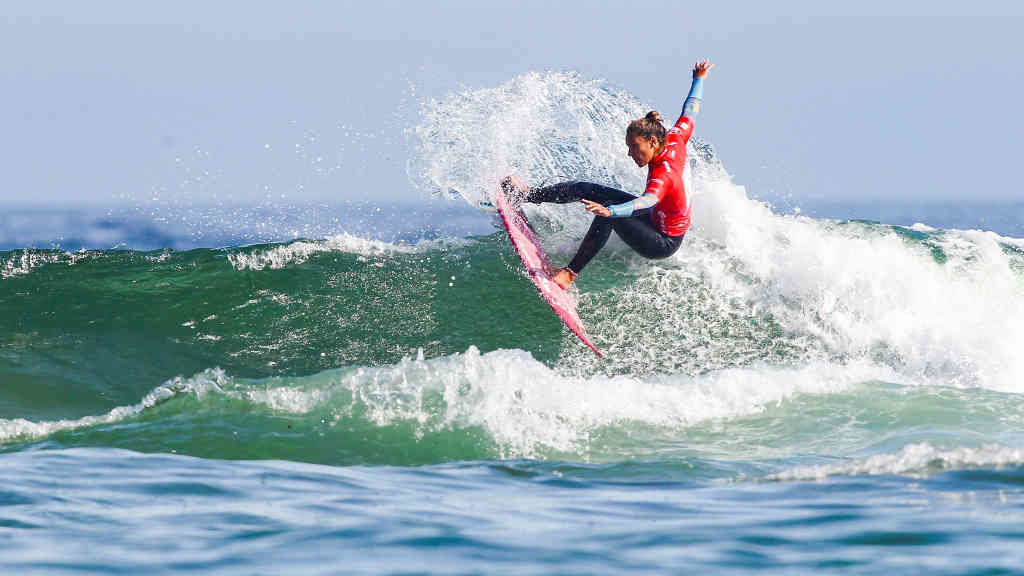 A surfista Isabel Gundín, gañou a proba do campionato galego feminino (Foto: Federación Galega de Surf).