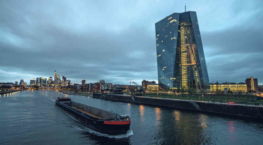 O edificio do Banco Central Europeo, na cidade alemá de Frankfurt. (Foto: Boris Roessler / dpa)