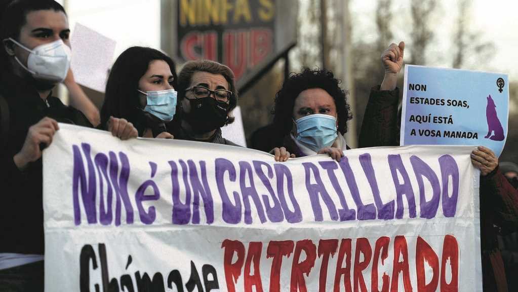 Concentración en repulsa do asasinato de Mila Marchetti, o pasado 18 de marzo, en Ourense. (Foto: Rosa Veiga / Europa Press)