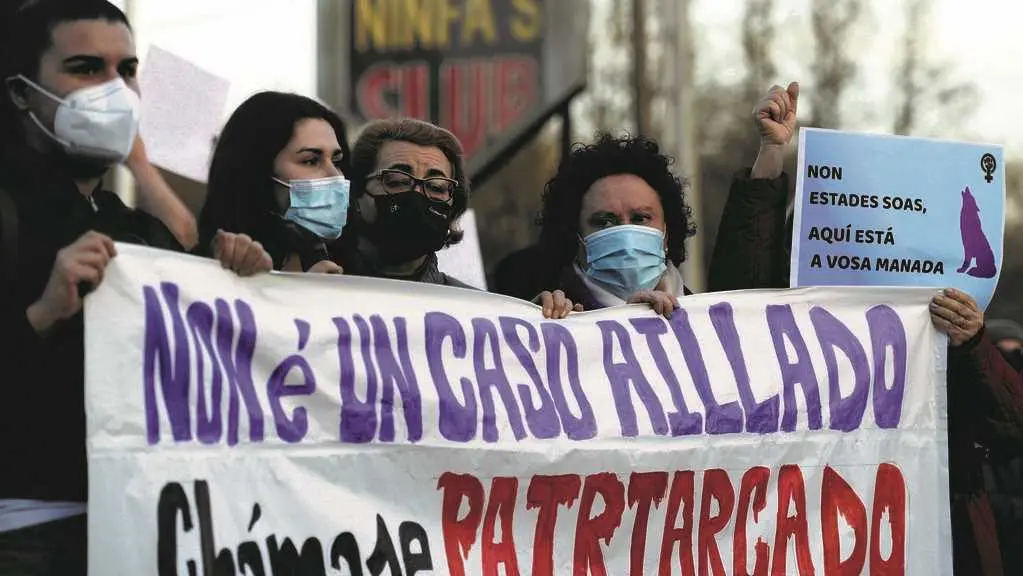 Concentraci&oacute;n en repulsa do asasinato de Mila Marchetti, o pasado 18 de marzo, en Ourense. (Foto: Rosa Veiga / Europa Press)