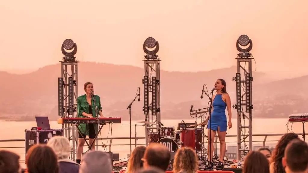 Fillas de Cassandra est&aacute; formada por Mar&iacute;a Soa e Sara Faro. (Foto: Xavi Iglesias)