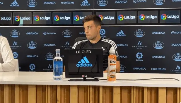 Fran Beltr&aacute;n na rolda de prensa (Foto: RC Celta)
