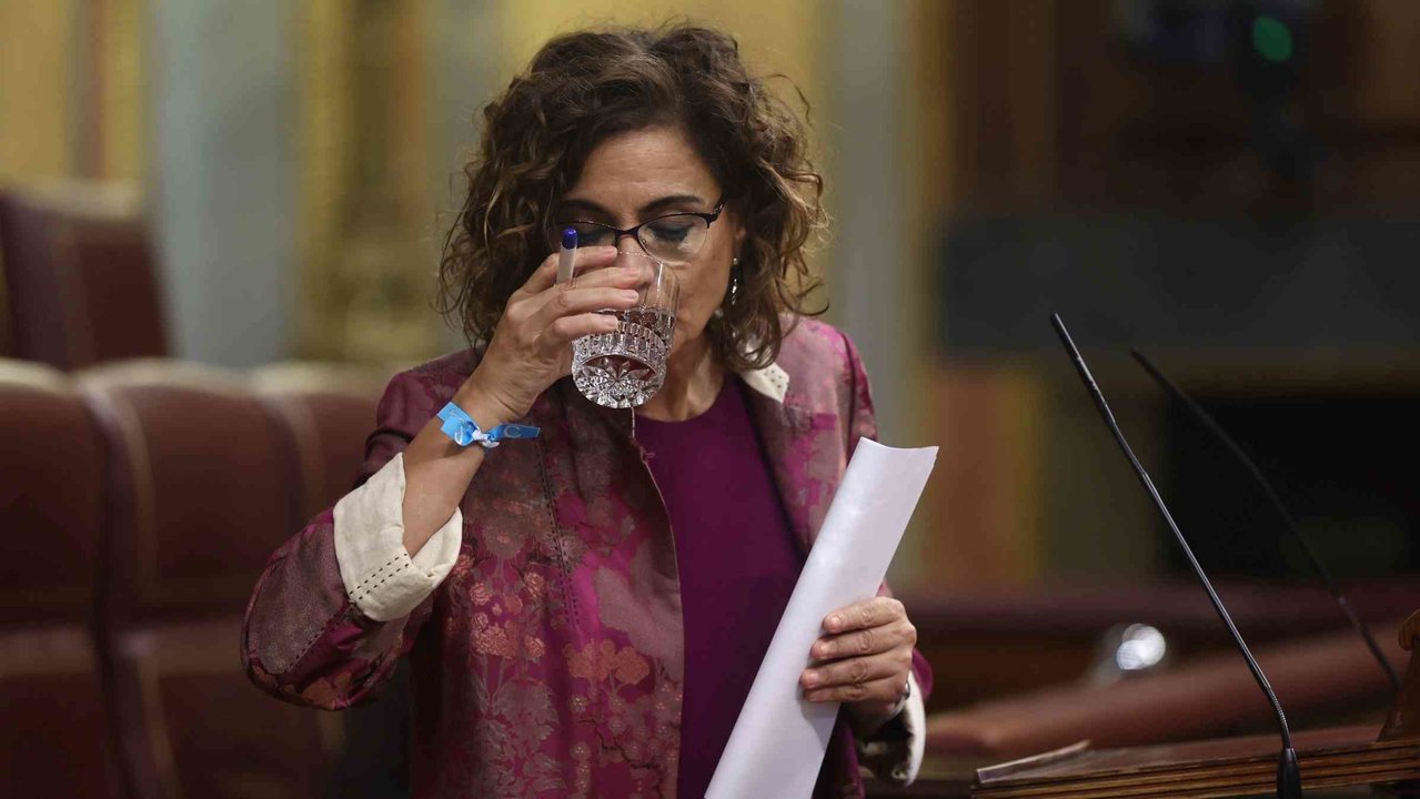 A ministra de Facenda do Estado español, María Jesús Montero, esta quinta feira no Congreso (Foto: Eduardo Parra / Europa Press).