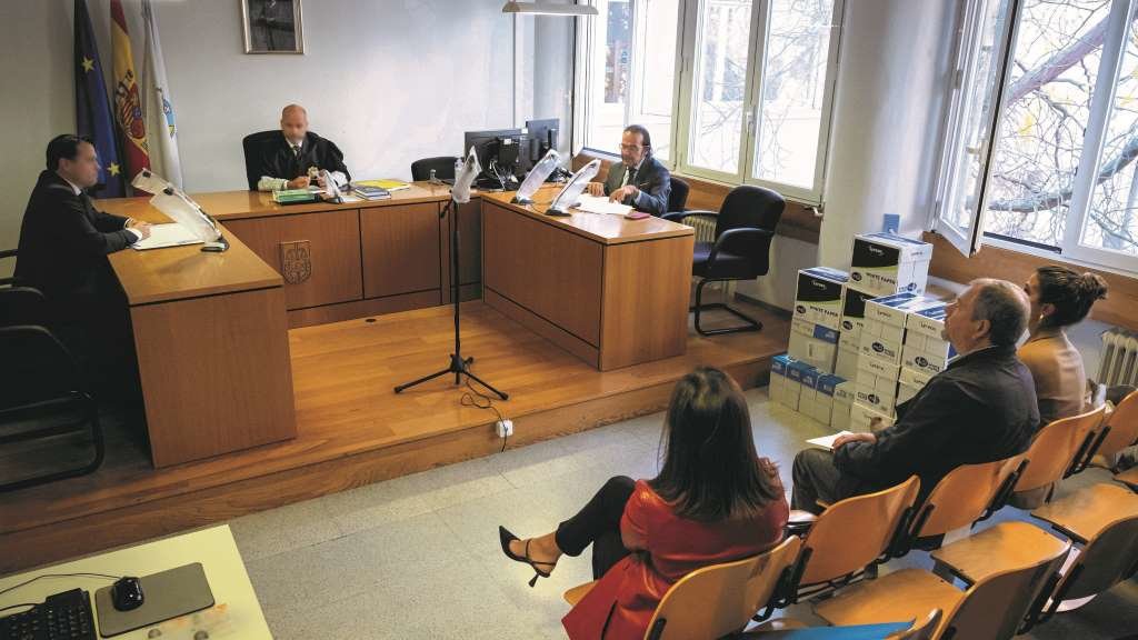 O xuízo decorreu no día de onte no Xulgado de Instrución número 12 da Coruña. (Foto: Nós Diario)