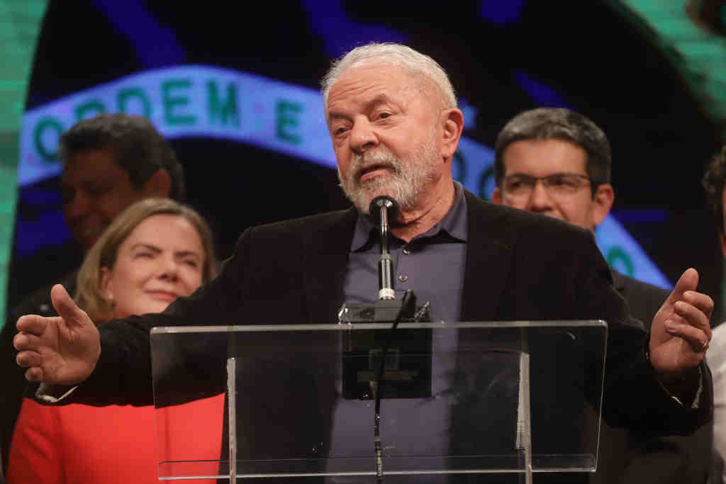 O ex presidente Lula da Silva dirixiuse aos seus seguidores en São Paulo (Brasil) a madrugada do domingo á segunda feira. (Foto: Rahel Patrasso / Xinhua News / Contactophoto)