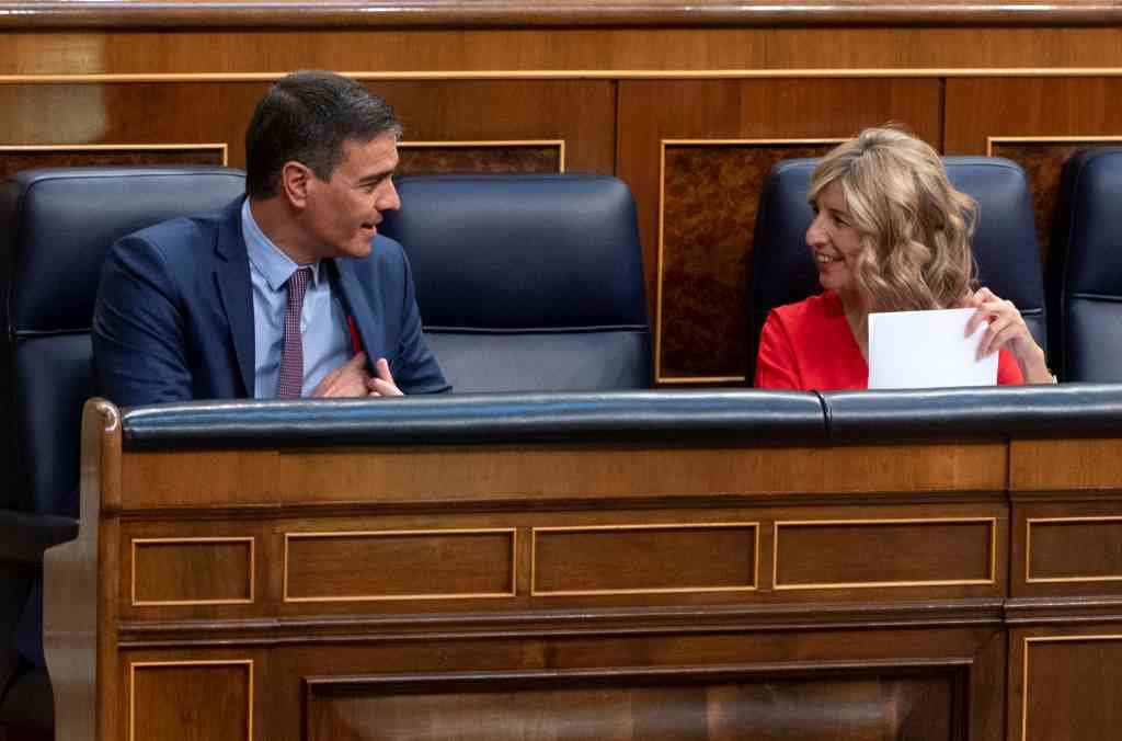 Pedro Sánchez e Yolanda Díaz no Congreso (Foto: Europa Press)