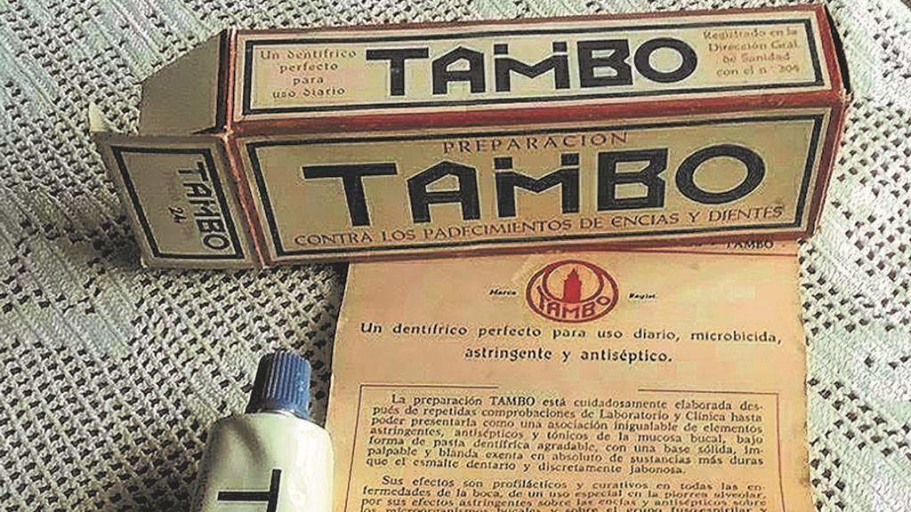 Presentación do dentífrico Tambo, rexistrado en 1930 polo coruñés Amalio Fernández Mariñas desde o seu laboratorio de Santander. (Foto: Colección García-Rodeja Gayoso)