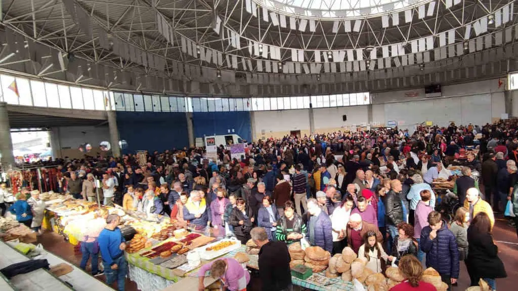 A Feira de Todos os Santos de Monterroso este ano (Foto: Tic-Servizos Audiovisuais).