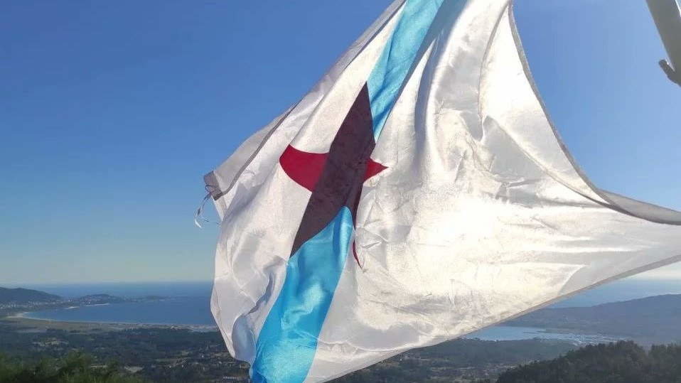 O sábado 18 terá lugar unha "acción expansiva" na Galiza para colocar a bandeira nun lugar vistoso (Foto: Projeto Estreleira).