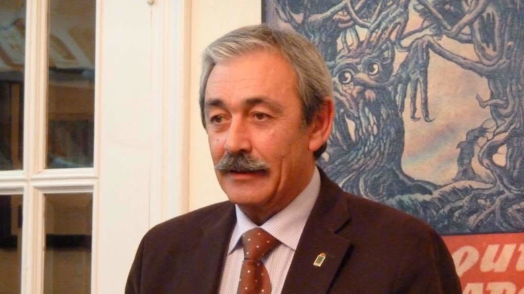 Manuel Rivas, ex alcalde de Cambre. (Foto: Elisardojm)