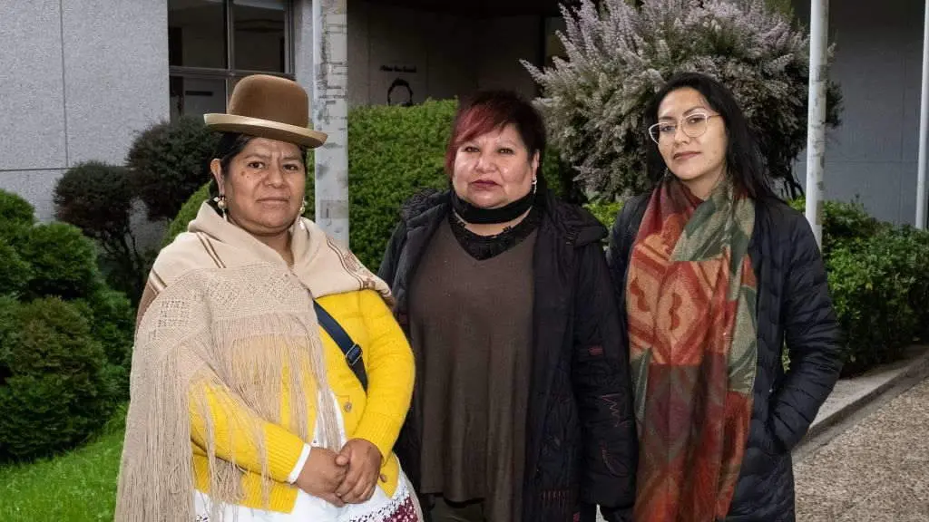 Emiliana Quispe, Mayra Rojas e Raiza Zeballos. (Foto: Arxina).