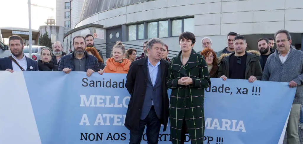 Miguel Anxo Fern&aacute;ndez Lores e Ana Pont&oacute;n esta cuarta feira (Foto: N&oacute;s Diario).