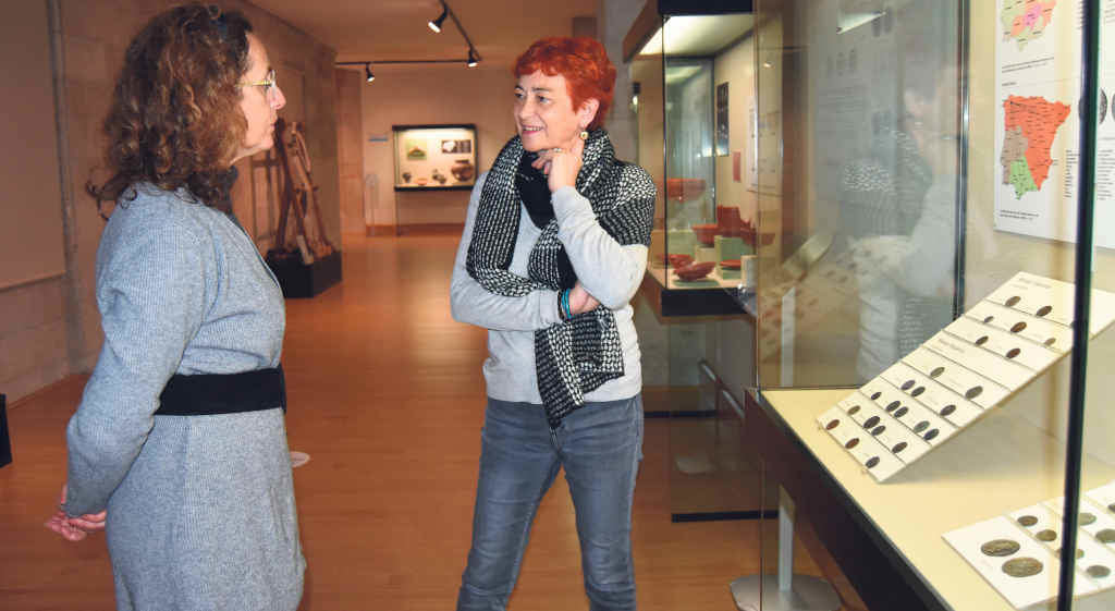 Aurelia Balseiro e Maite Ferreino no Museo Provincial de Lugo (Foto: Deputación de Lugo).