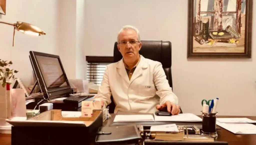 Isidro Lago dimitiu como presidente do Consello Galego de Colexios de M&eacute;dicos (M&eacute;dicos y Pacientes).