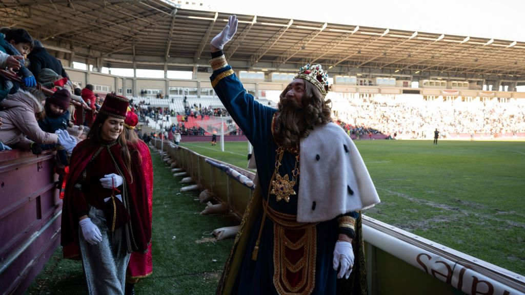 Todos os Reis Magos, segundo confirmaron fontes próximas ás Súas Maxestades a 'Nós Diario', son grandes afeccionados ao fútbol. (Foto: EP).