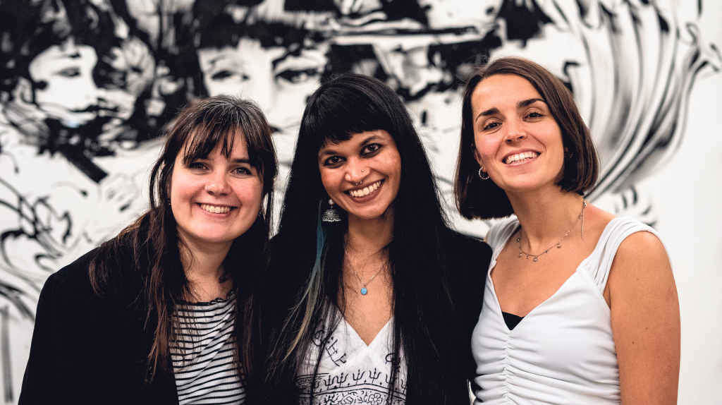 As integrantes de Samudra Trío son Jimena Andión, Yamini Teresa Prabhu e Laura Lorenzo (Foto: Cristina Padín).