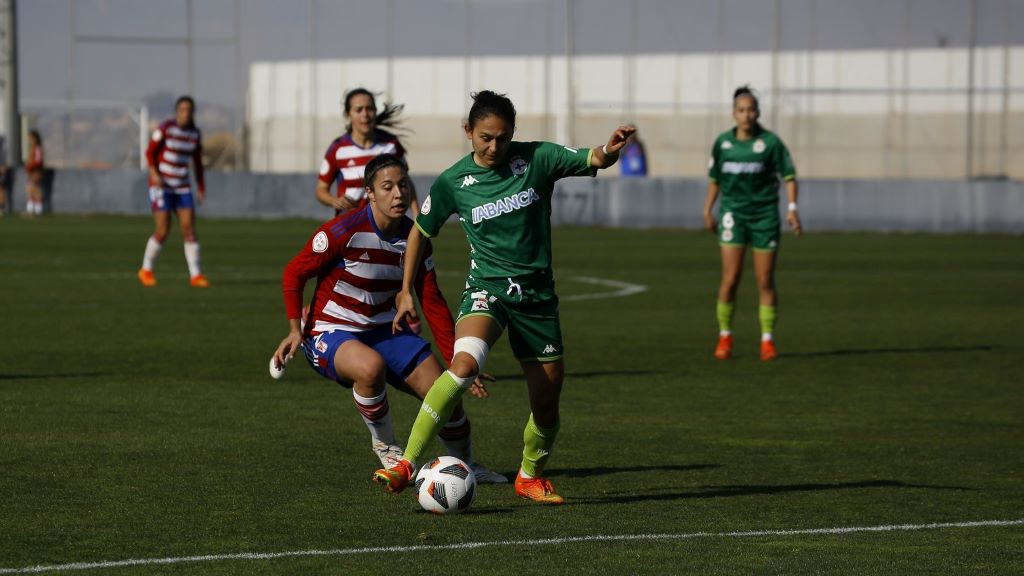 A deportivista Letti Sevilla xa padeceu varias lesións de xeonllo a pesar de ter só 26 anos de idade. (Foto: RC Deportivo).