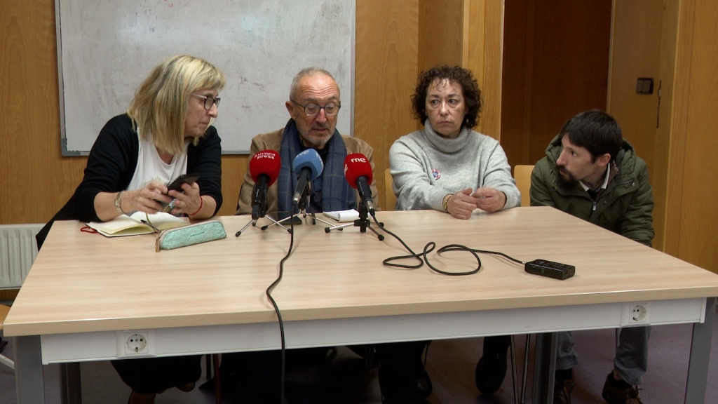 Maica Bouza, Manuel Martín, Montse Porteiro e Celso Posada esta sexta feira (Foto: Europa Press).
