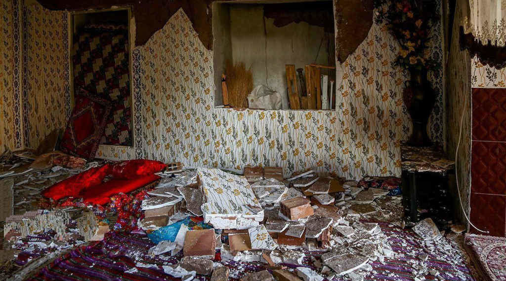 O interior dunha vivenda afectada polo sismo en Irán (Foto: @Marianna9110).