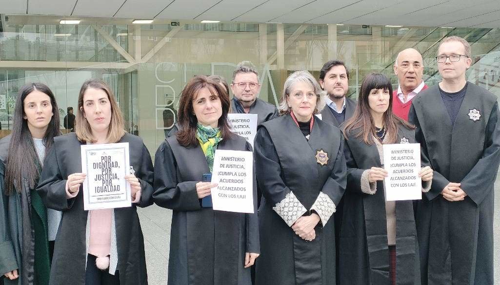Letrados de xustiza durante un dos paros (Foto: Europa Press).