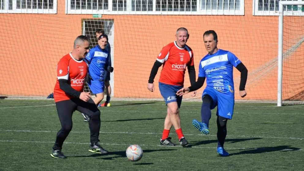 Un dos partidos que se xogaron no torneo de fútbol a pé no Concello de Negreira, a pasada fin de semana (Foto: FGF).