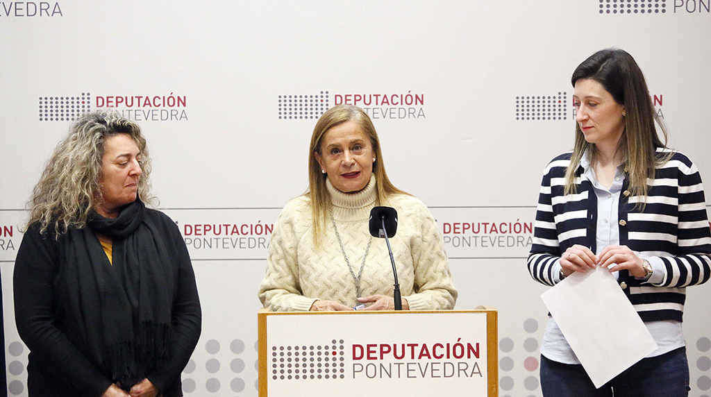 María Ortega, Carmela Silva e Victoria Alonso esta sexta feira en rolda de prensa (Foto: Deputación de Pontevedra).