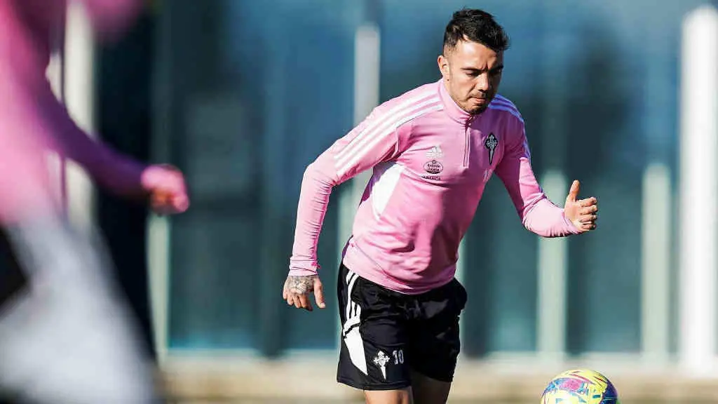 Iago Aspas adestrando para o partido do domingo (Foto: Celta)