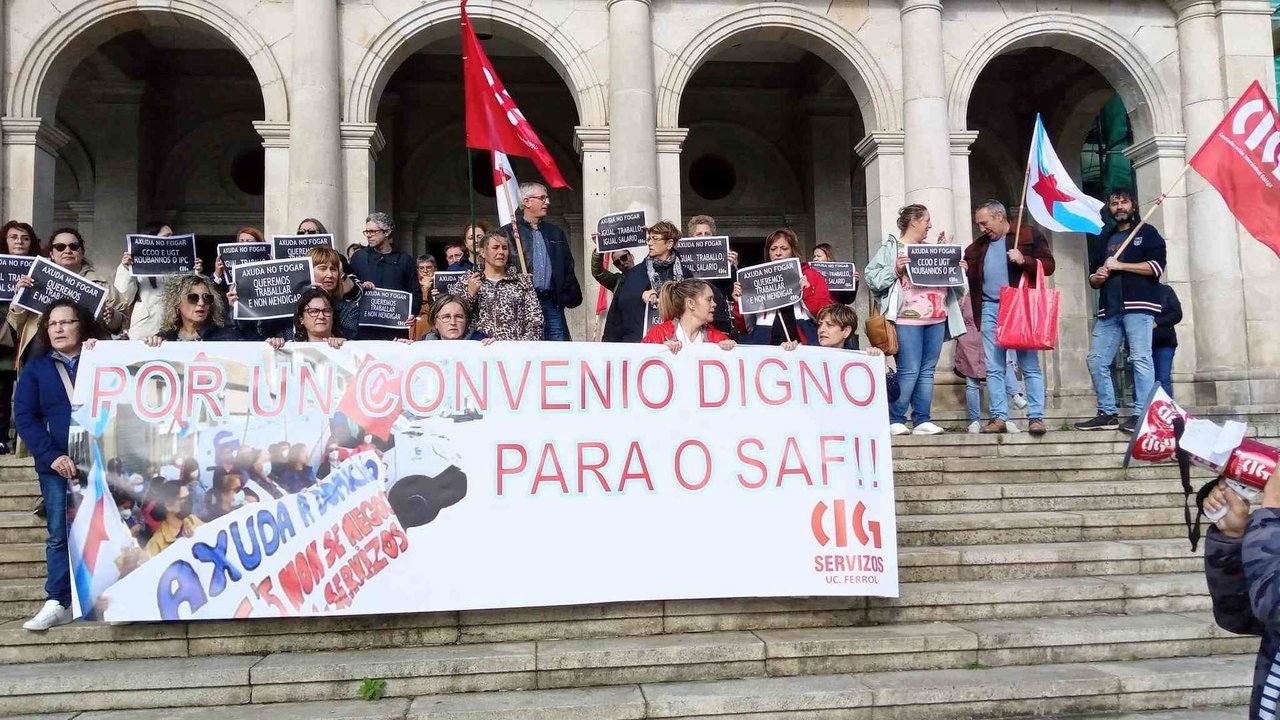 Protesta da CIG en reivindación dun convenio xusto para o SAF, o pasado novembro en Ferrol (Foto: Nós Diario).