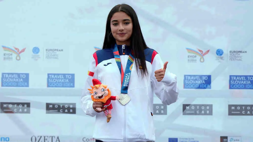 Aldara Meil&aacute;n coa prata (Foto: COI).